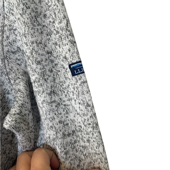 LL Bean Women’s Lightweight Fleece Gray Crewneck Sweatshirt Gray Size Large - Picture 3 of 6